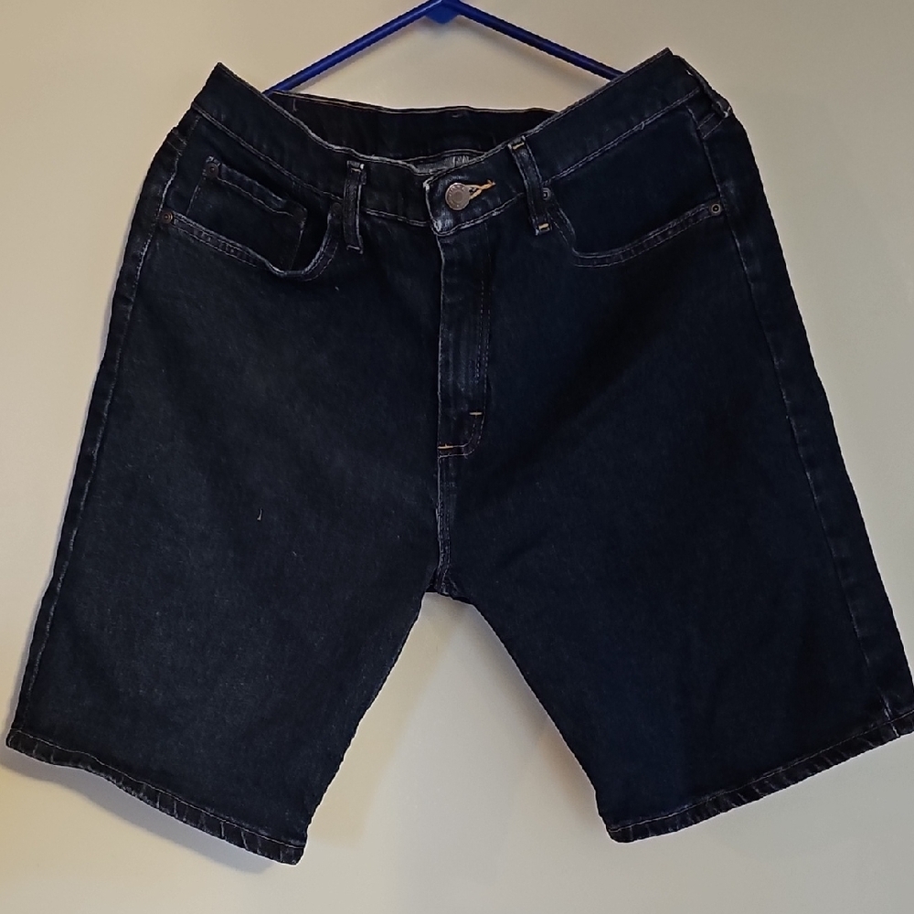 Black Jean Shorts with Mid-Thigh Length and Raw Hem